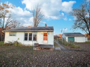 1701 S Castor Rd, Midland, MI 48640