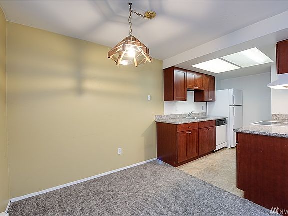 5th image of 11211 NE 68th St