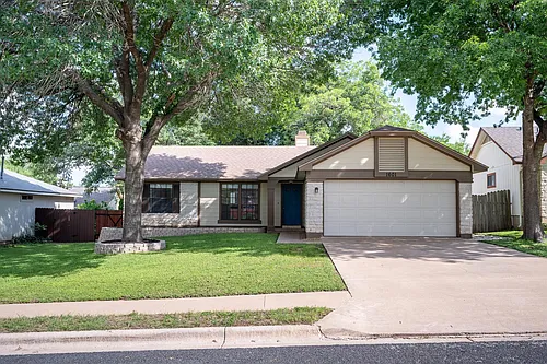 1601 Primrose Trl Photo 1
