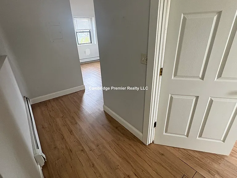 16 Flint St #2 — Photo 8