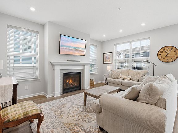 4th image of 7021 Huckleberry Dr