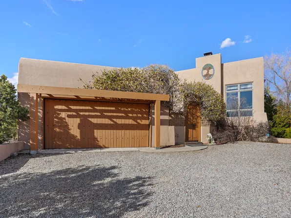 855 Camino Francisca, Santa Fe, NM 87506