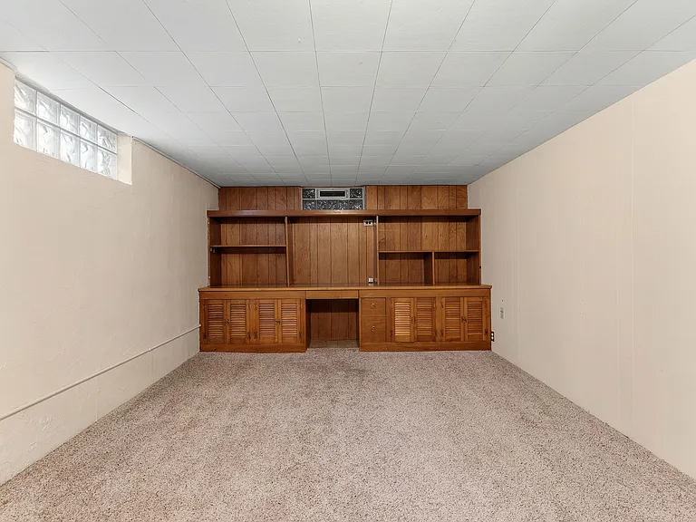 602 Huntmere Dr — Photo 23
