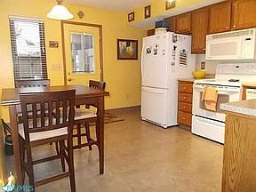 5th image of 3225 Summerdale Ln