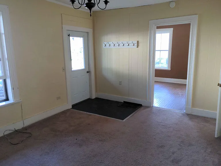 7 Washington St #2 — Photo 8