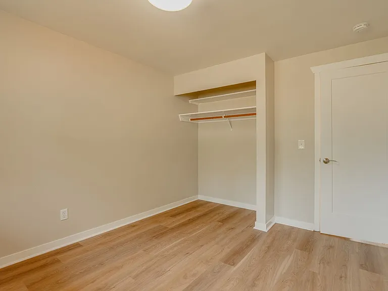 4409 S 292nd St — Photo 11