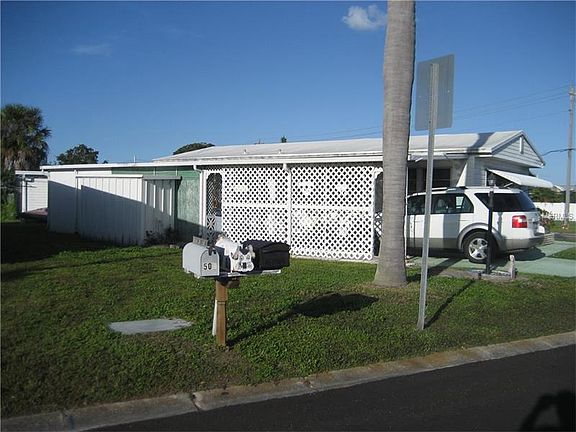 4th image of 503 51st Avenue Dr W