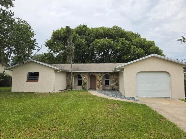 10910 SE 51ST COURT, BELLEVIEW, FL 34420