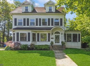 614 Raymond St, Westfield, NJ 07090