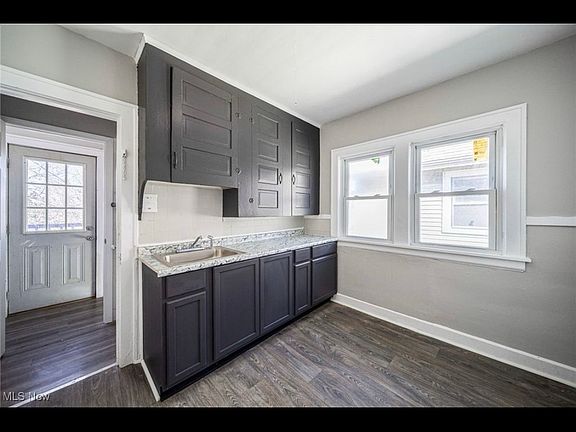 5th image of 14709 Westropp Ave #2