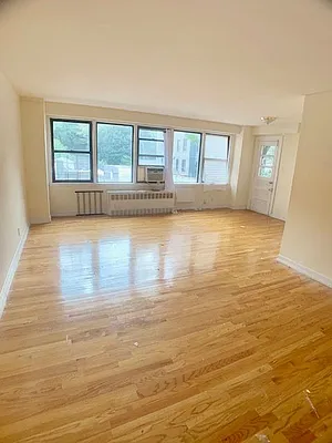 Rented by Prime City Listings LLC | media 2