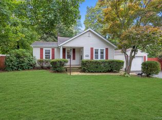 813 Park Ave, Huntington, NY 11743