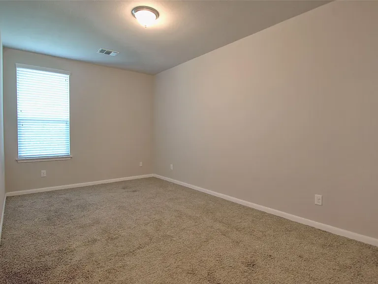 504 Hummingbird Ln #A — Photo 22