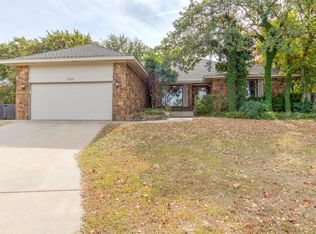1904 Woodland Rd, Edmond, OK 73013