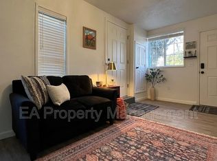 507A Spruce St SE, Albuquerque, NM 87106