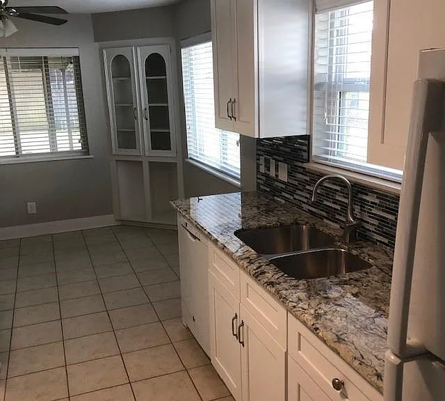 5420 Longshadow Dr — Photo 5
