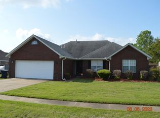 705 Twin Oaks Dr, Marion, AR 72364