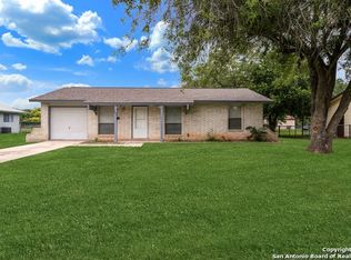 427 River Rd, Schertz, TX 78154
