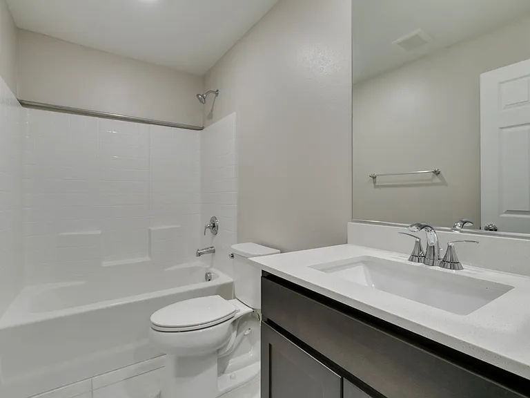 2604 Ercolano St — Photo 31