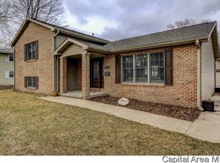 2235 Fairway Dr, Springfield, IL 62704