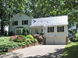 56 Abbey Rd, Manhasset, NY 11030