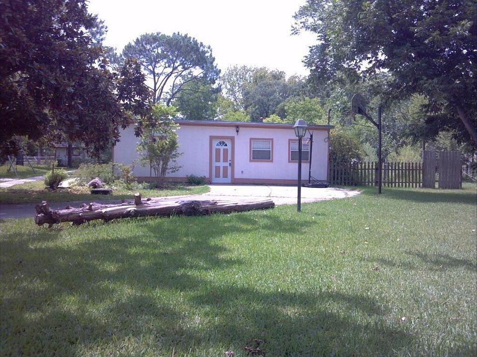1st image of 7422 2nd St