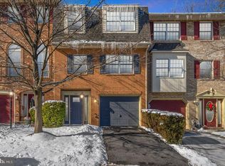 1031 Lindsay Ln, Hagerstown, MD