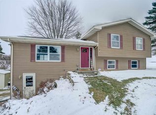 W7322 Hwy 39, York, WI 53574