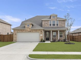 1626 Glacier Dr, Forney, TX 75126