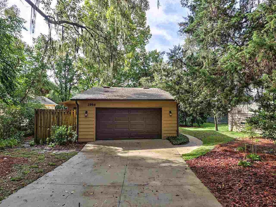 1st image of 2986 Bay Shore Dr