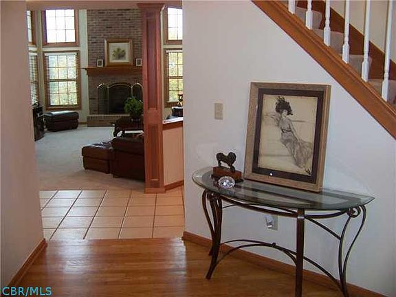 2nd image of 6860 Bowles Ct