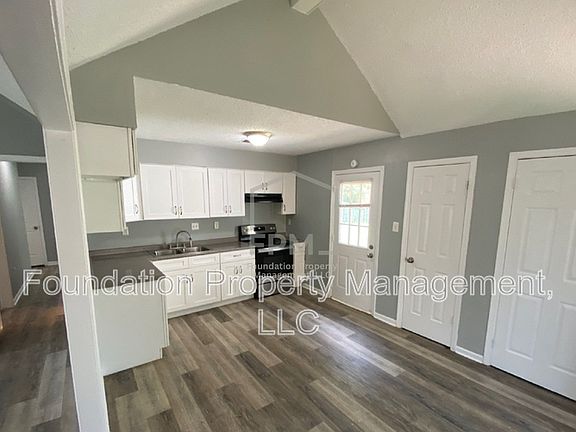 4th image of 6220 Village Park Rd