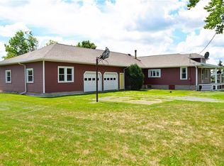 2710 Chadwick Rd, Seneca Falls, NY 13148