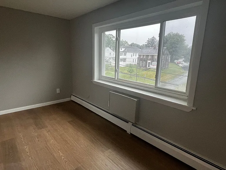 142 S Main St #3C — Photo 15