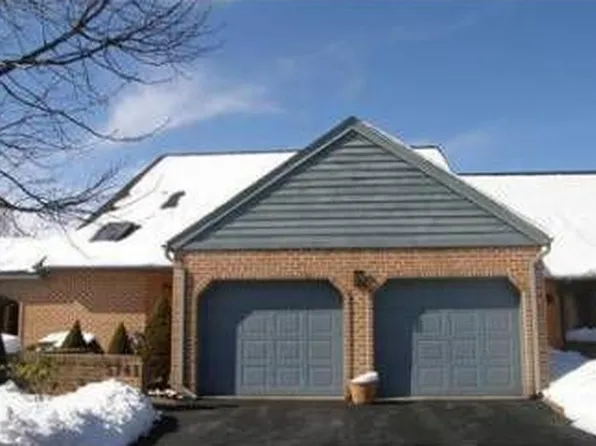 5741 Crawford Dr, Bethlehem, PA 18017