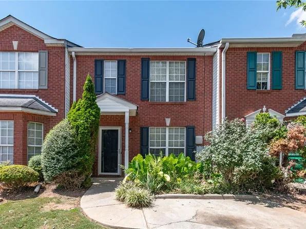 5550 Strathmoor Manor Cir, Lithonia, GA 30058