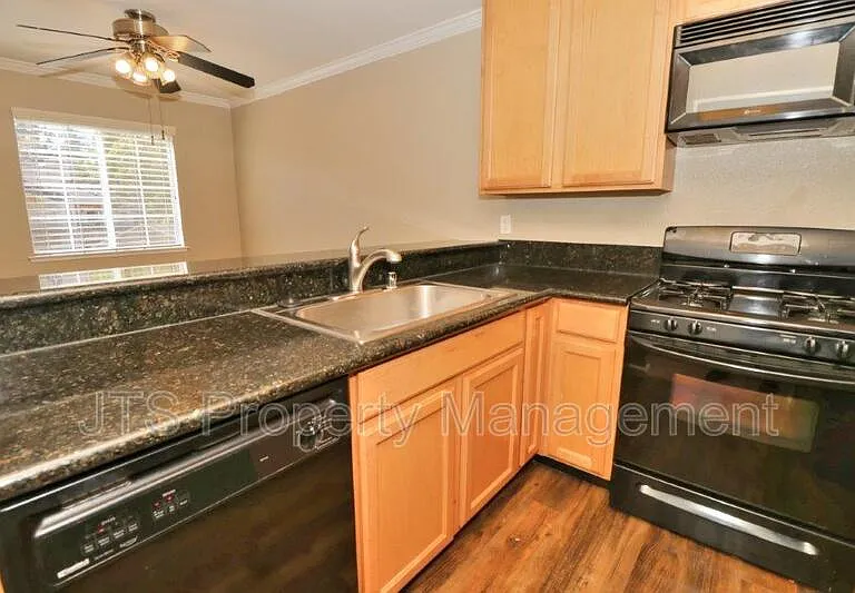 11150 Trinity River Dr #122 — Photo 10