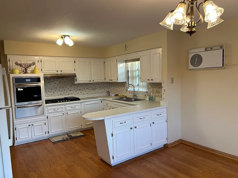 8532 W Berwyn Ave #2 — Photo 4