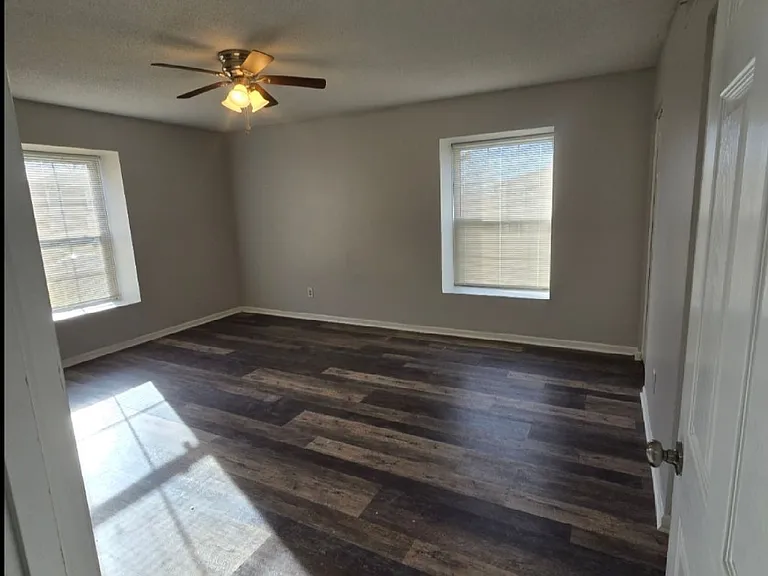 8721 Countryshire Ln #4 — Photo 15