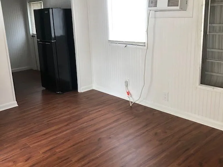 10230 SE Federal Hwy — Photo 17