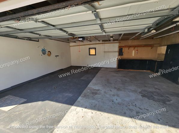 9028 W Delaware Pkwy, Munster, IN 46321