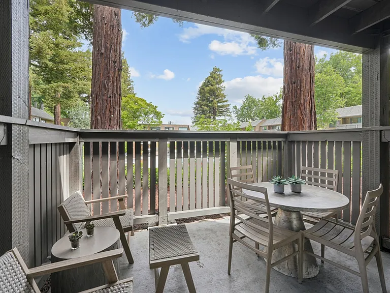 Old Orchard Apartments — Photo 30