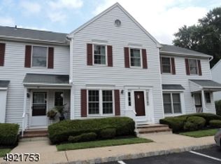 18 Giles Biondi Ct, Bound Brook, NJ 08805