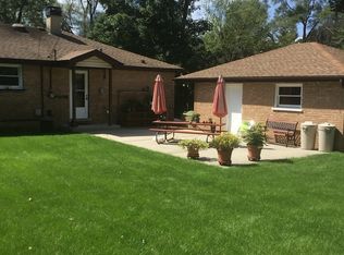 312 Orchard Ter, Roselle, IL 60172