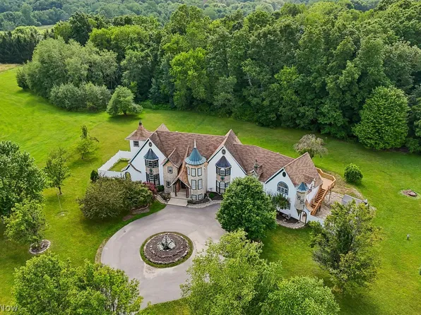 16040 Rapids Rd, Burton, OH 44021