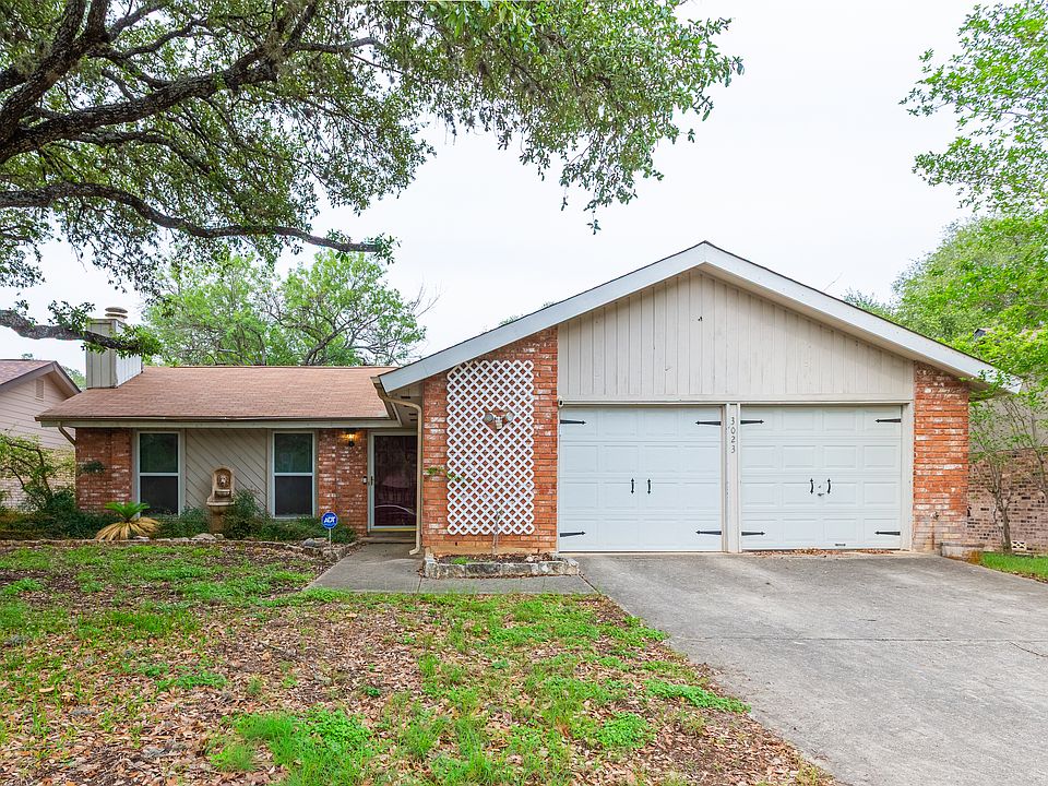 1st image of 3023 Shingle Oak Dr