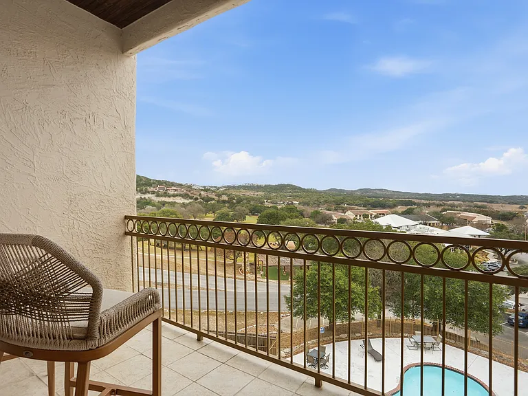 20 Tapatio Dr E #302 — Photo 12