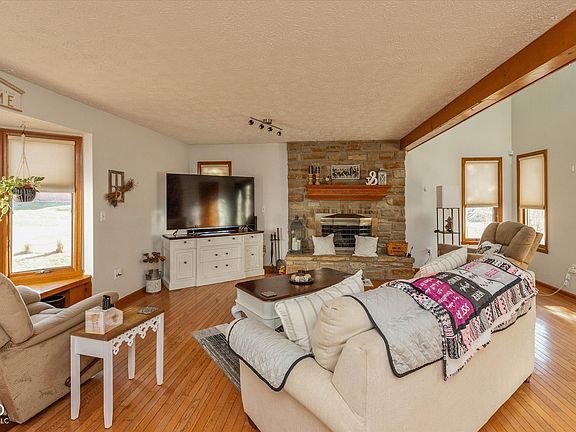 4th image of 12189 N Cedarview Dr
