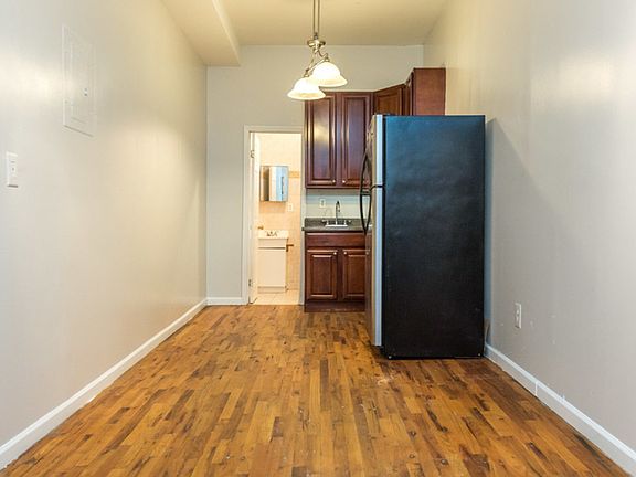 3rd image of 413 Bushwick Ave #301