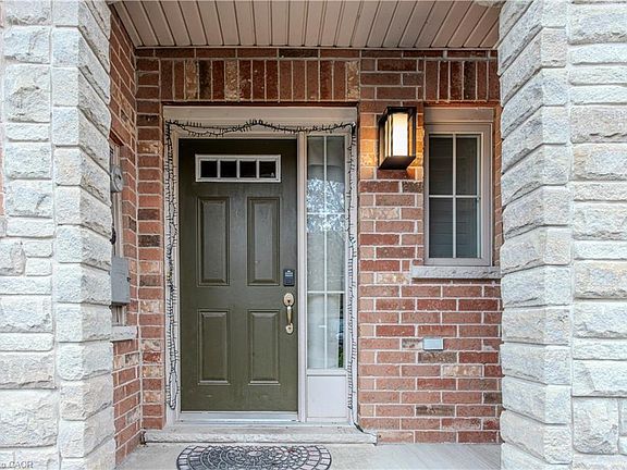 3rd image of 49 Marina Point Cres